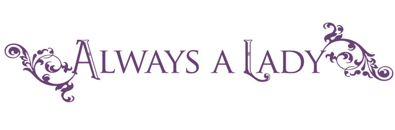 Décalcomanie murale "always a lady", H 15 po x l 75 po x P 0,01 po, Violet