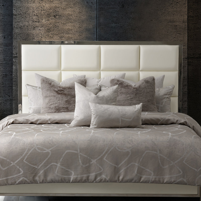 Roma II Polyester Geometric Shapes Comforter, King Comforter + 5 King Shams + 4 Throw Pillows