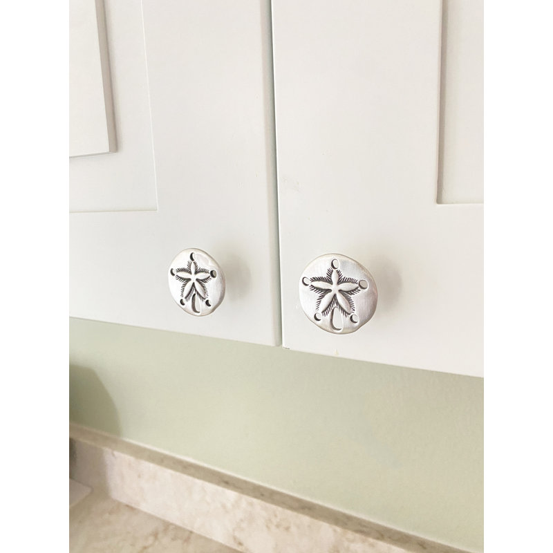 Petit bouton Sand Dollar (ensemble de 2), Nickel brossé, L 1,5 po x l 1,5 po, 2