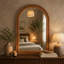 Miroir mural 20 po x 30 po avec cadre en bois massif perlé-614022512