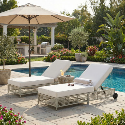 Outdoor Lounge Chair, Patio Chaise Lounge with 5-Position Backrest, Rattan Outdoor Lounge Chair with Cushion and Wheels for Poolside, Backyard, Garden
