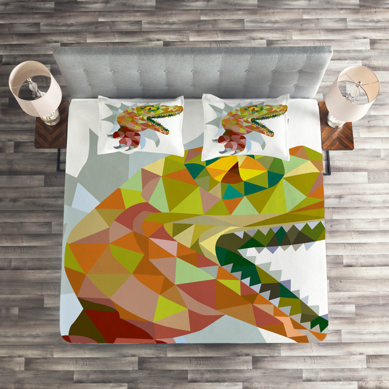 Reptile Polyester Coverlet, King Bedspread + 2 Shams