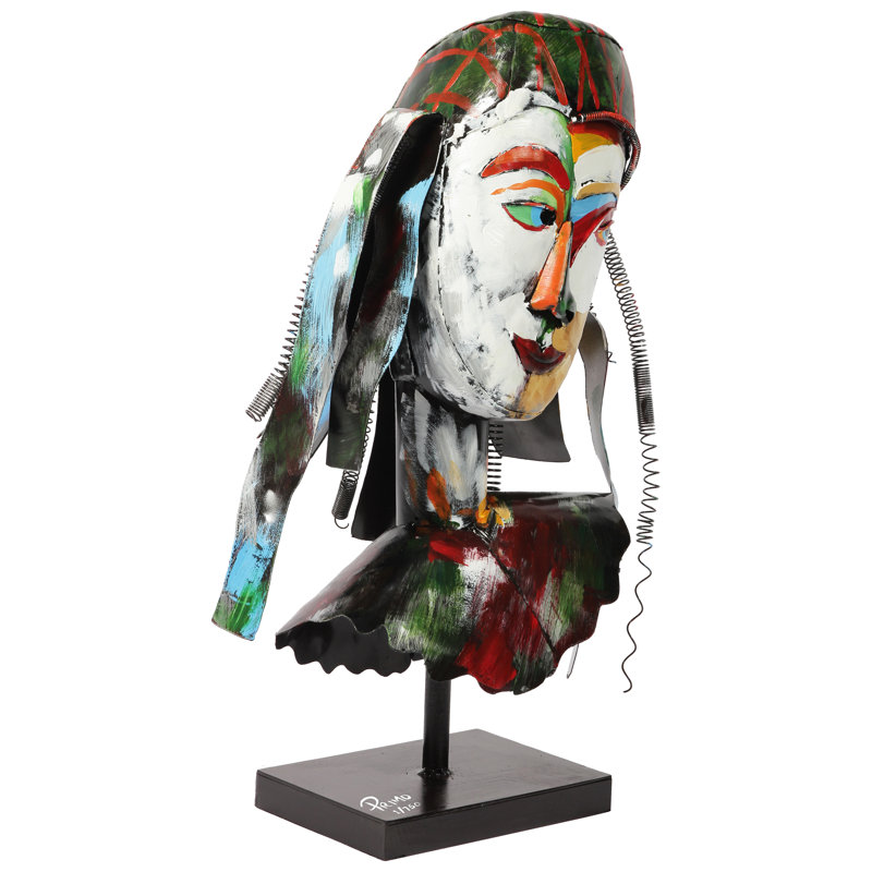 People Figurines & Sculptures