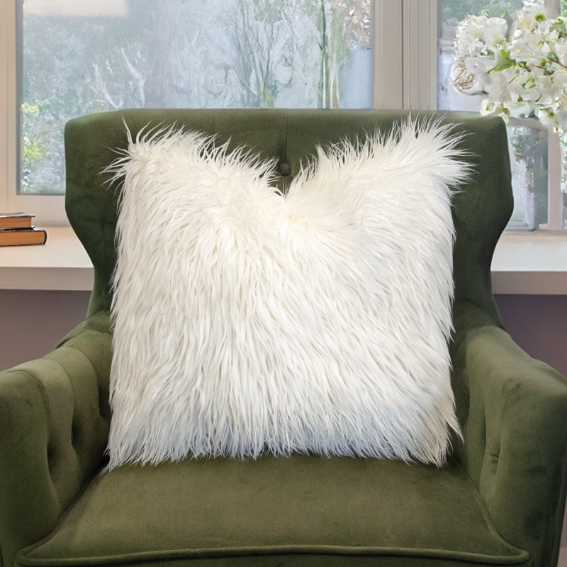 Coussin en fausse fourrure de luxe blanc mongol Thomas Thomas®, Rectangle 12"H x 20"W