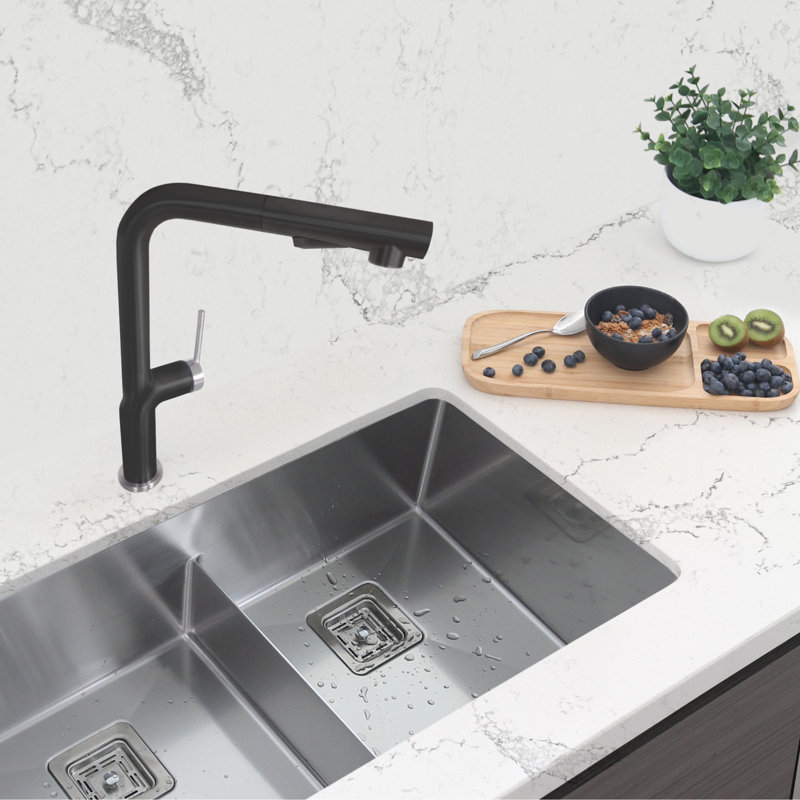 Modern Single Handle Kitchen Faucet, Noir mat / brossé