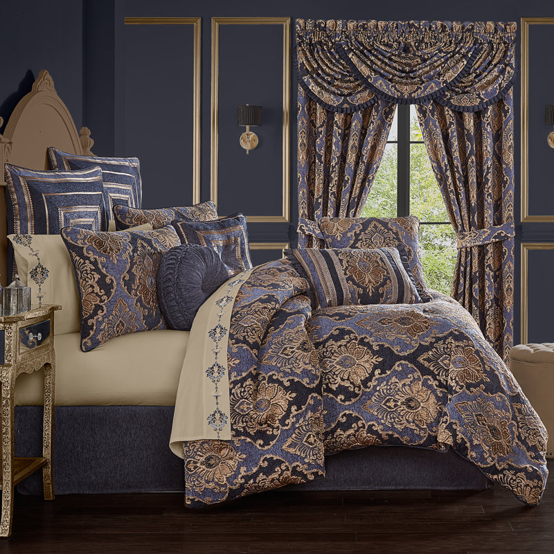 Woodstock Comforter Set, King Comforter + 3 Additional Pieces