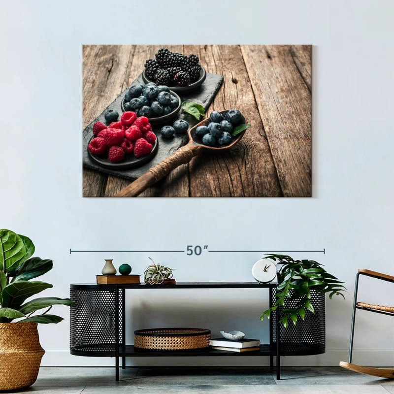 Yarlin Berry Platter, 30" H x 45" W