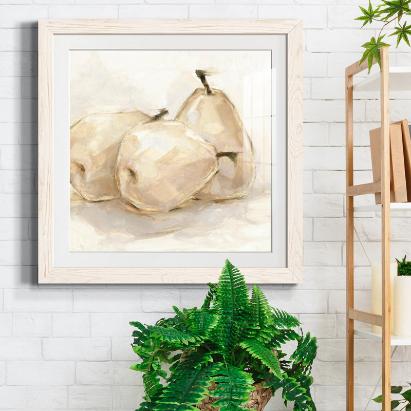 White Pear Study II - reproduction encadrée de qualité supérieure - prête à être accrochée, H 17 po x l 17 po x P 1,5 po