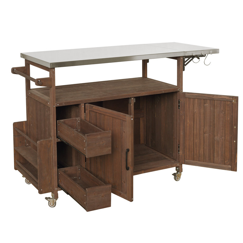 Chariot de cuisine d'extérieur roulant de style ferme de 54,33 pouces avec cadre en bois massif, plateau en acier inoxydable, porte-épices, porte-serviettes et roues verrouillables