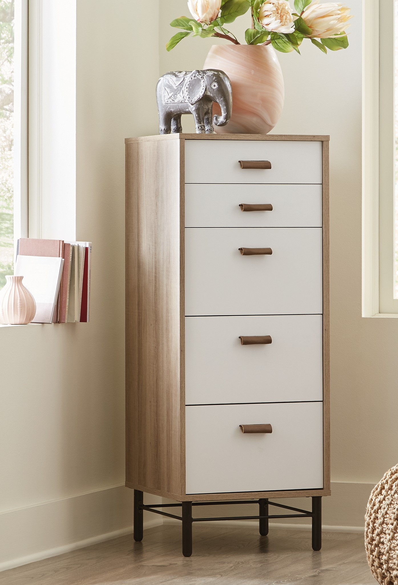 Wade Logan Commode à linge 5 tiroirs l 17 po Alfeo et Commentaires - Wayfair Canada