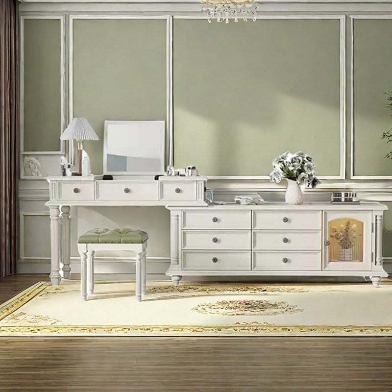 Twanya, White