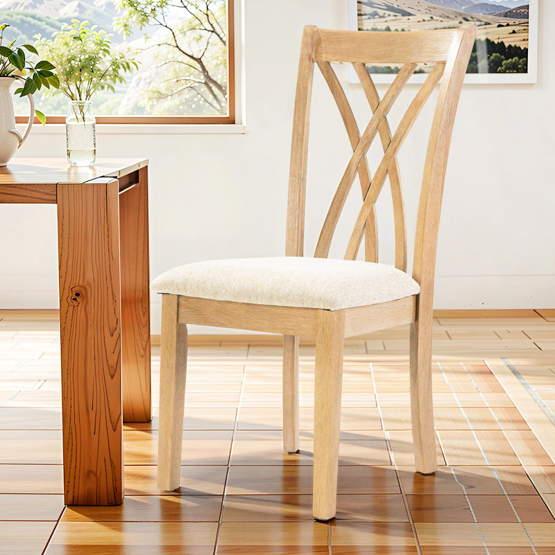 Chaise en bois d'hévéa