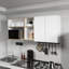 Armoire de cuisine avec espace pour micro-ondes et tablette ouverte