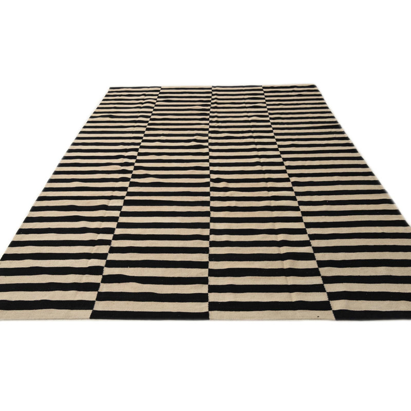 Tapis noir et blanc Kilim