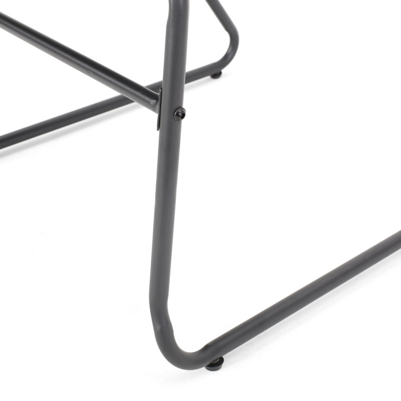 Berkshire Outdoor Lounge Chair, Black