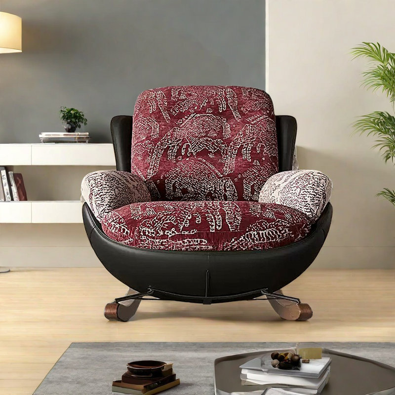 Chaise berçante confortable et élégante