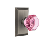 Studio Plate with Waldorf Pink Door Knob