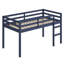 Lit mezzanine en bois avec échelle-761240860