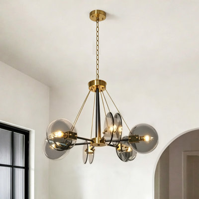 Lustre Spoutnik Mid-Century moderne en laiton brossé et noir mat à 6 lumières avec abat-jour en verre gris fumée