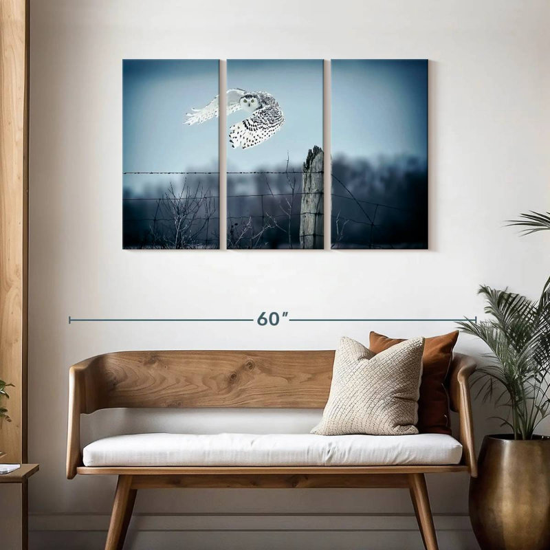 Winter Snowy Owl IV, 28" H x 45" W