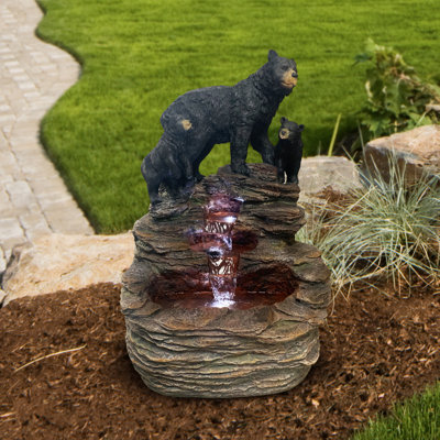 Fontaine avec ours et oursons