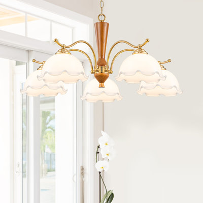 Lustre 30,7 "en cuivre et bois de frêne antique pour îlot de cuisine - Luminaire suspendu réglable 5 lumières avec abat-jour en verre bol blanc, compatible avec plafond incliné