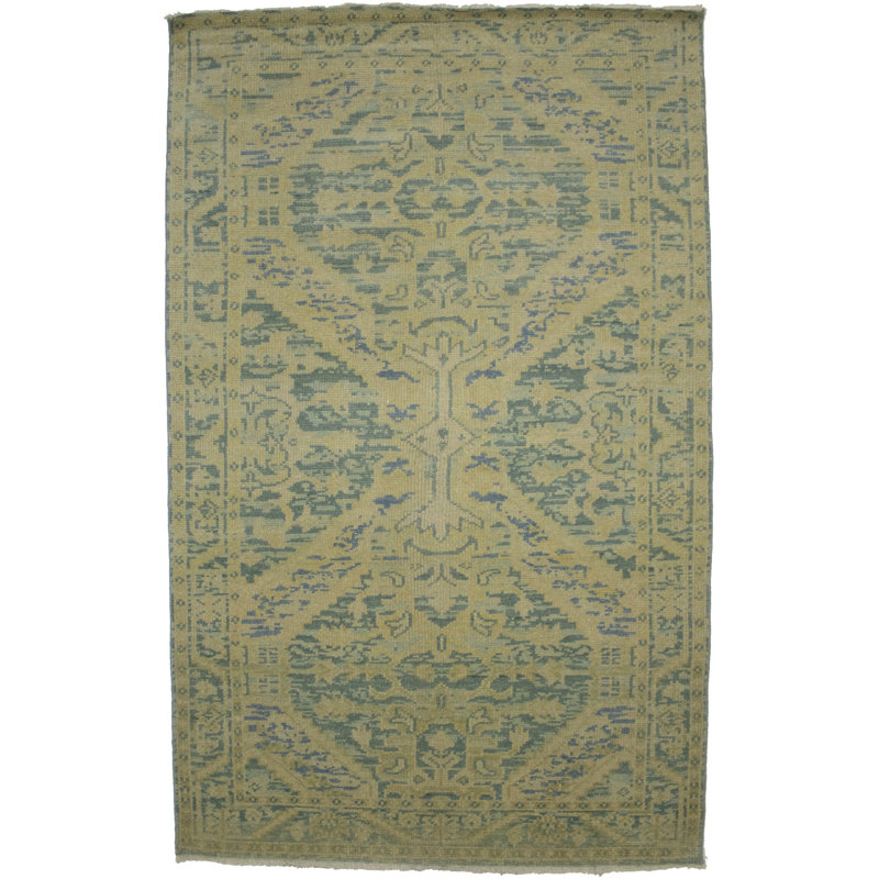 Tapis oriental Mute