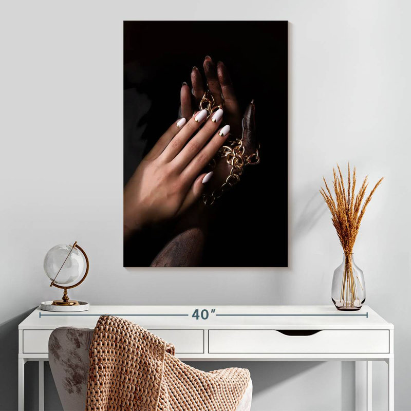 Shuttleworth Chic Minimalist Nails, 30" H x 20" W