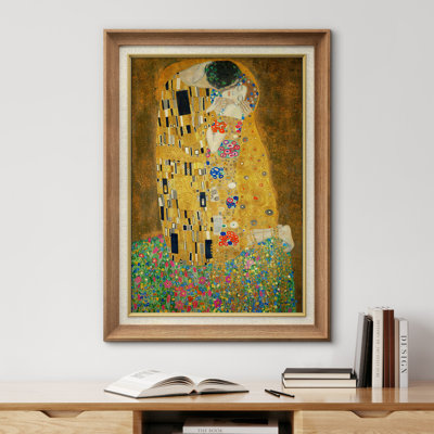 Famous Artwork The Kiss by Gustav Klimt - Painting Print on Canvas
