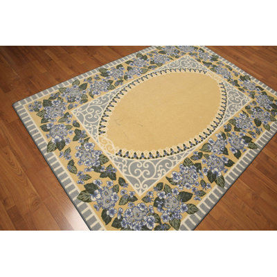 Poitiers Wool Oriental Indoor Rug