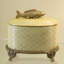 Boîte en porcelaine avec poisson bronze