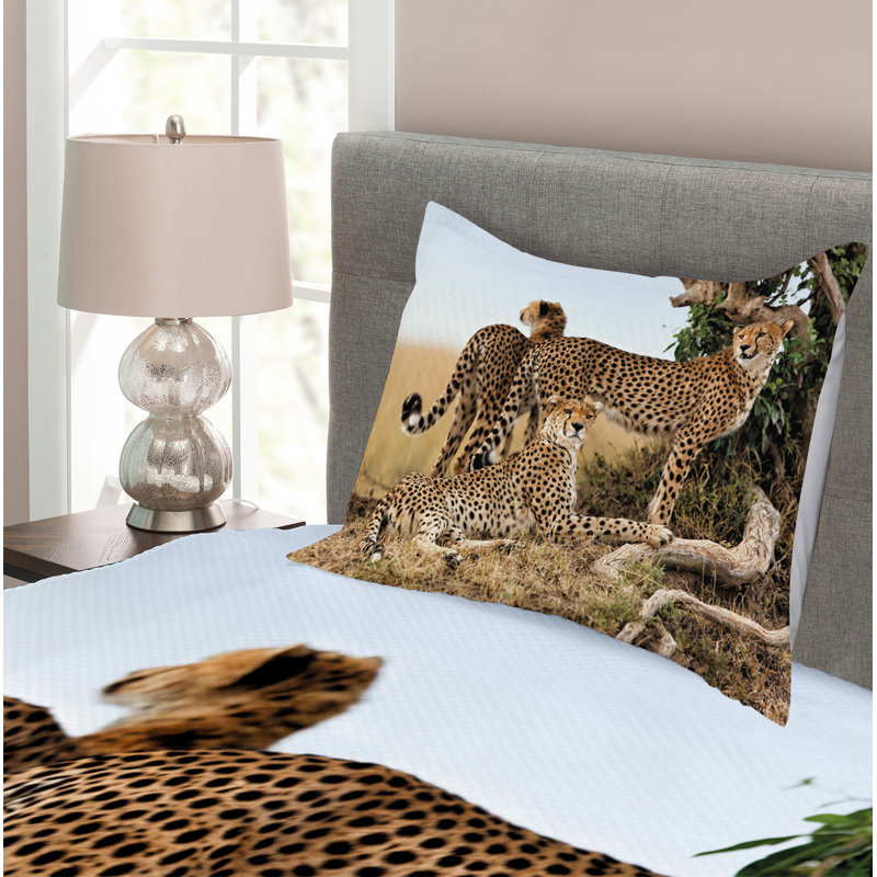 Blencoe Wildlife Bedspread, 220 x 220 cm