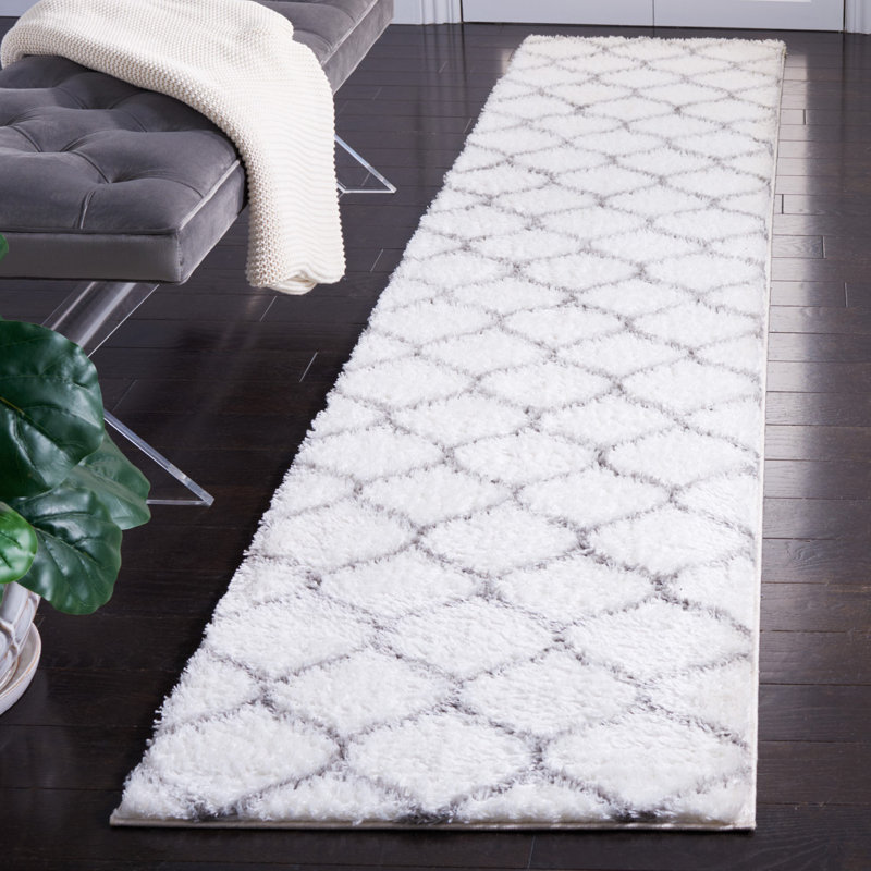 Tahoe Gray and White Geometric Shag Runner Rug