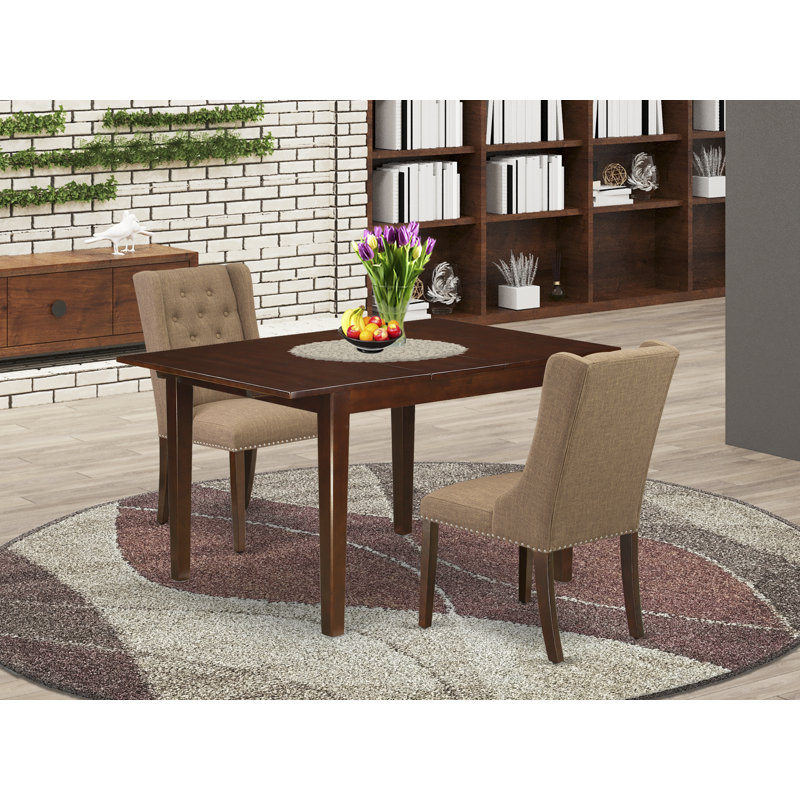Ensemble de 3 petites dînettes contenant une table de salle à manger rectangulaire à feuilles de papillons et 2 chaises rembourrées en tissu de sable sable, 36 x 54 pouces, acajou