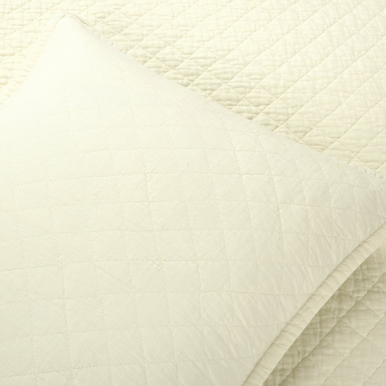 Patrica Linen Quilt Set, King/Cal. King Quilt + 2 Shams, Ivory