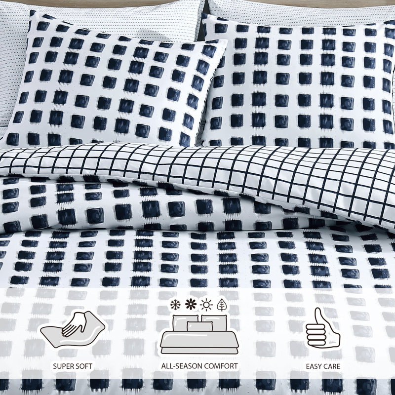 Urban Shibori Blue and White Microfiber Full/Queen Duvet Cover Set