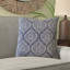 Coussin damassé-32976516-32976520