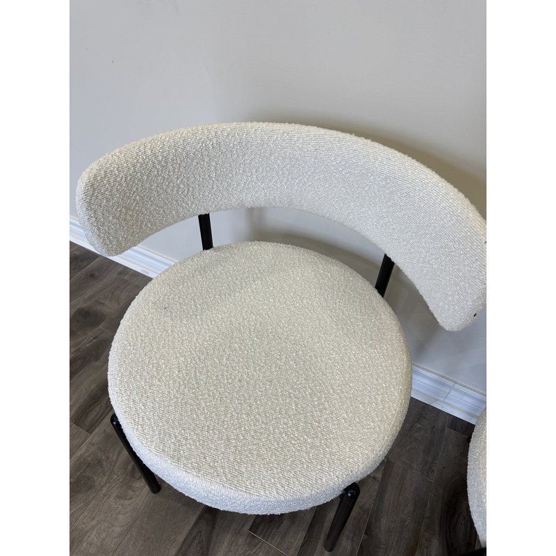 Chaise Boucle