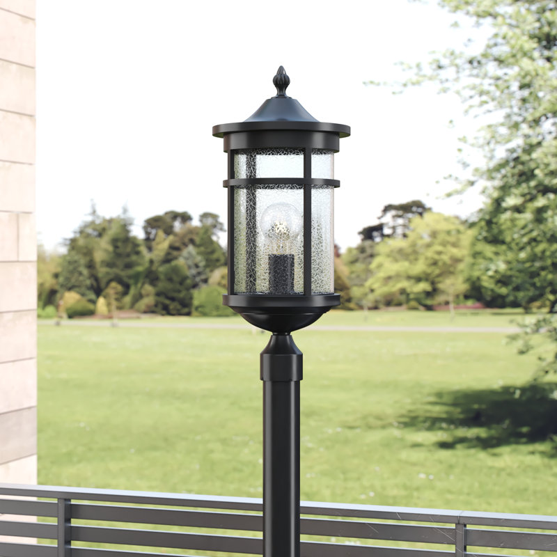 Tête de lanterne câblée 1 lumière noire 21,5 po Thorton