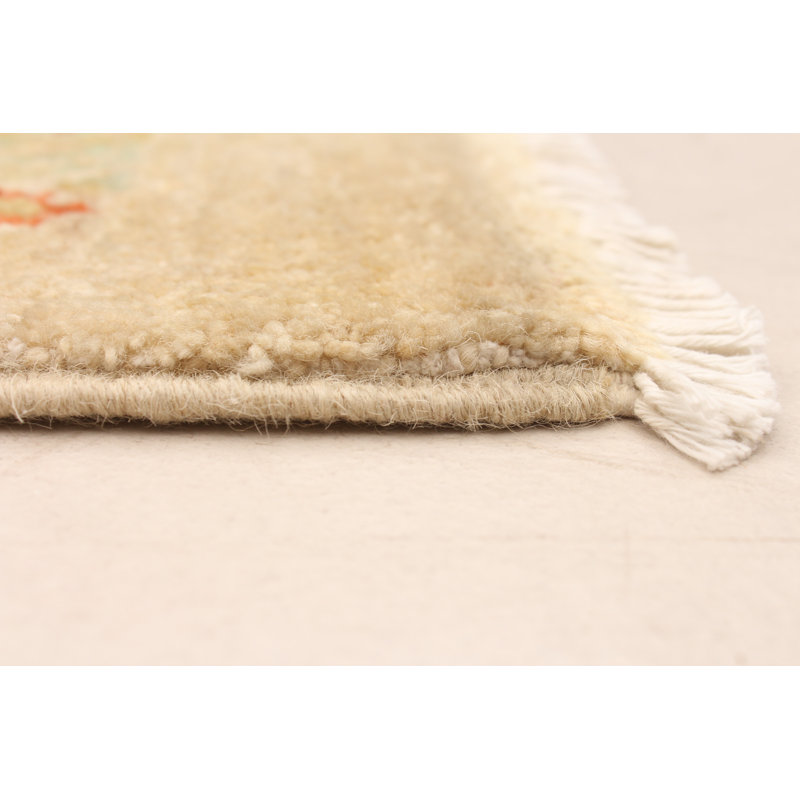 Tapis ivoire Peshawar Finest 6 pi 0 po x 9 pi 9 po