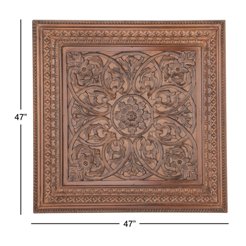 Décoration murale traditionnelle en bois sculpté