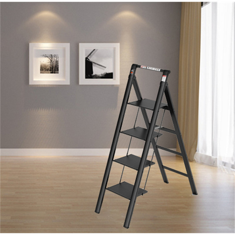 4 - Step Aluminum Step Ladder