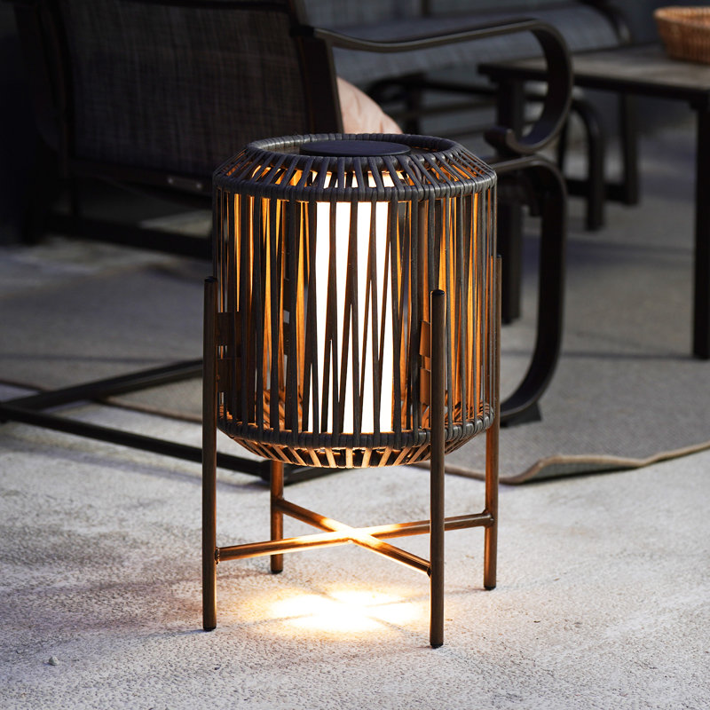 22'' Solar Powered Outdoor Floor Lamp