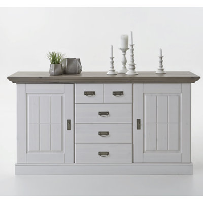 Polebridge 171.3cm Sideboard