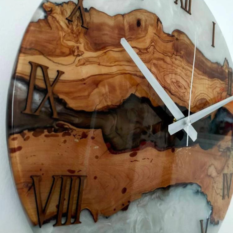 Horloge murale en bois, H 28 po x l 28 po x P 2 po