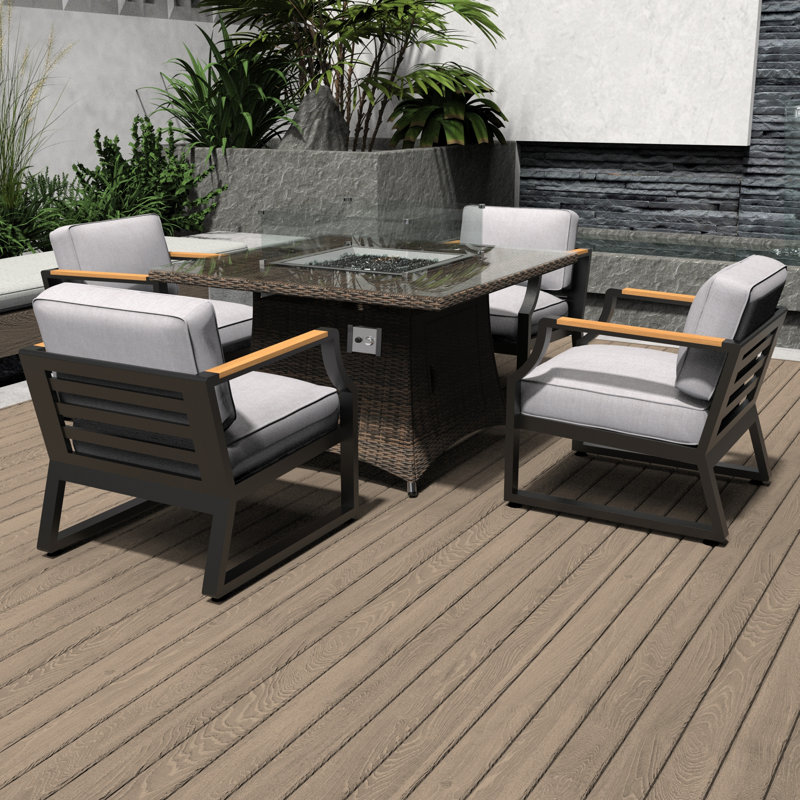 Evander Wicker 4 - Person Patio Conversation Set with Cushions