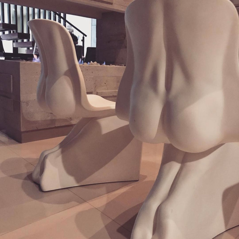 HER Chair, White