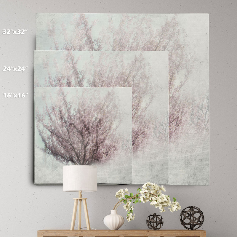 « fleuring of spring i » par irene weisz, reproduction d’art sur toile tendue, H 24 po x l 24 po x P 1,5 po
