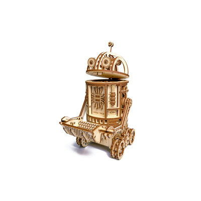 Wood Trick Space Junk Robot