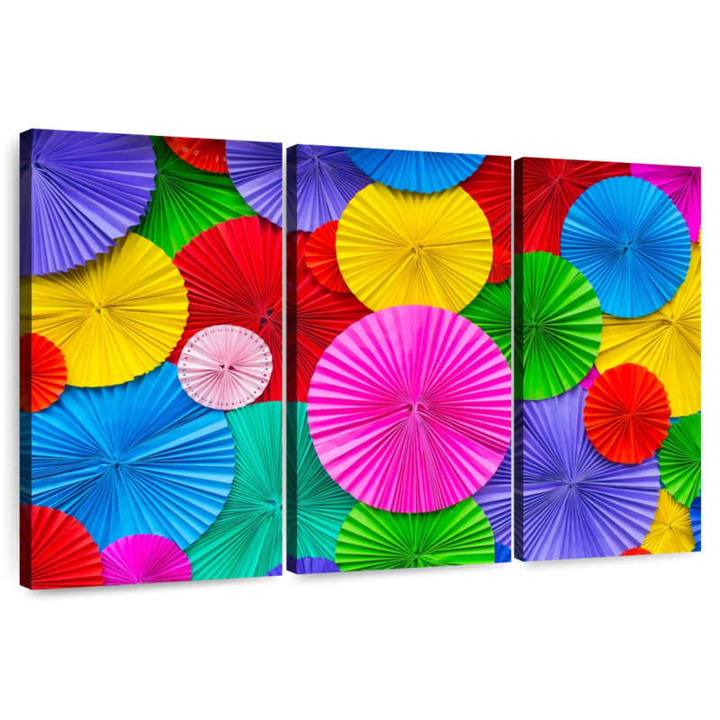Décoration de roue en papier Kerner Creative, H 48 po x l 74 po